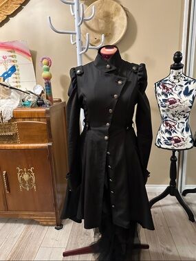 Black Military-Style Fit & Flare trench coat